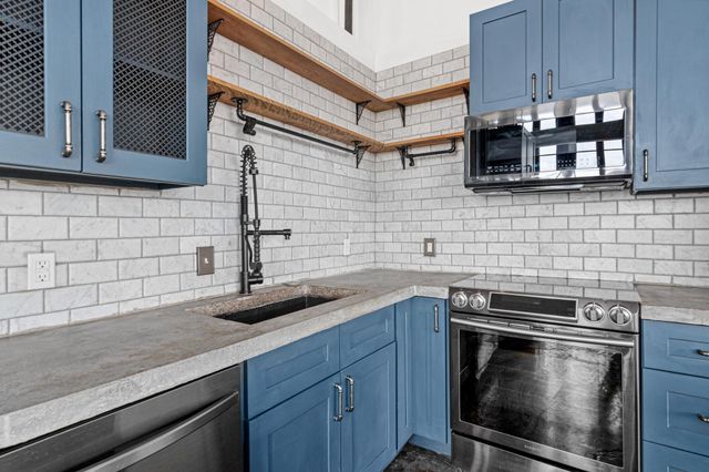 500 Robert Street N 401, Saint Paul, MN 55101