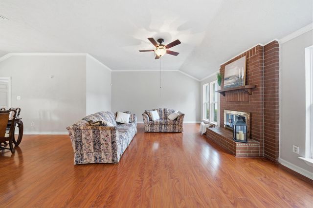 515 Country Lane, League City, TX 77573