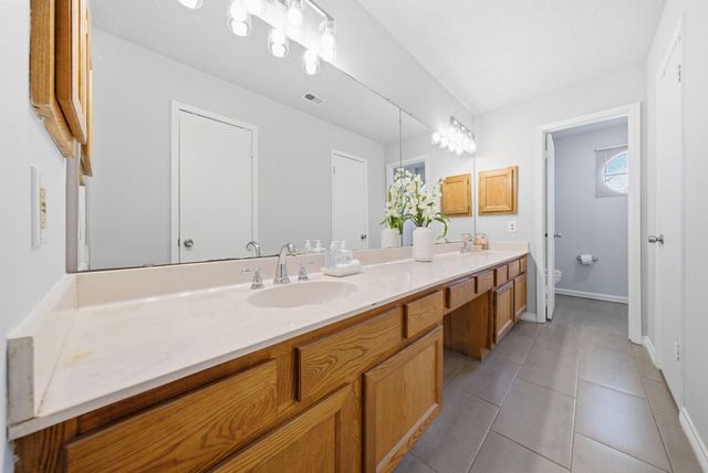 515 Country Lane, League City, TX 77573