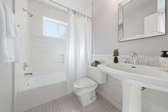 515 Country Lane, League City, TX 77573