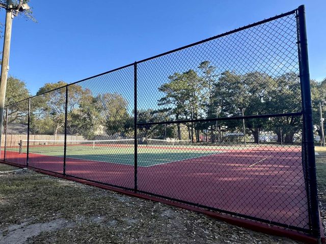 515 Country Lane, League City, TX 77573