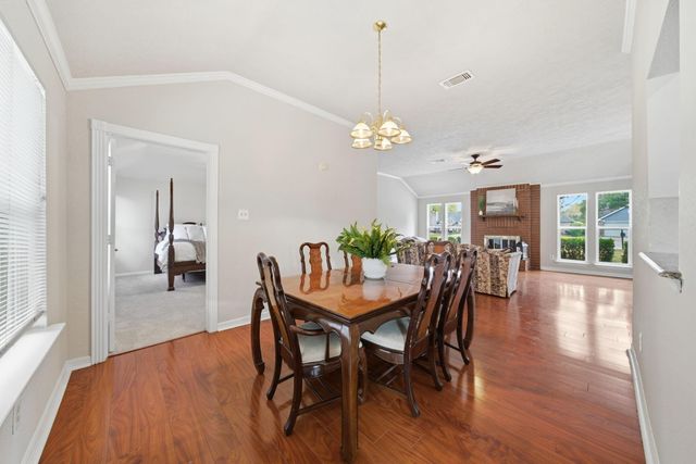 515 Country Lane, League City, TX 77573