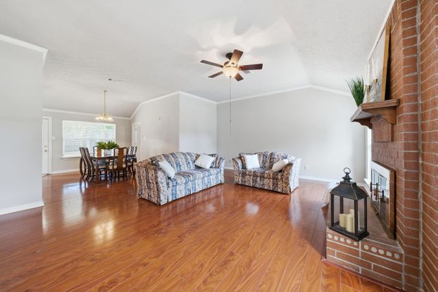 515 Country Lane, League City, TX 77573