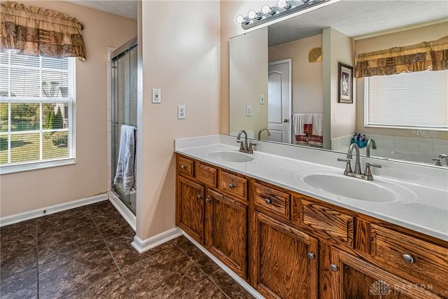 4141 Purplefinch Lane, Miamisburg, OH 45342