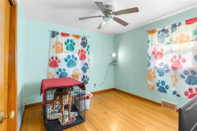 1096 Park St, Sharon, PA 16146