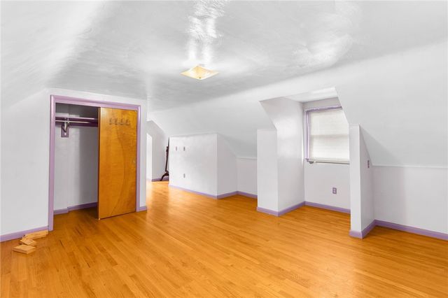 1096 Park St, Sharon, PA 16146