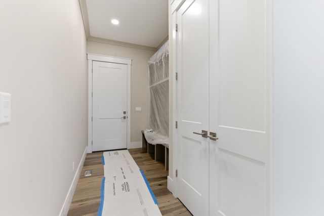 5618 Hickory Drive, Lewis Center, OH 43035