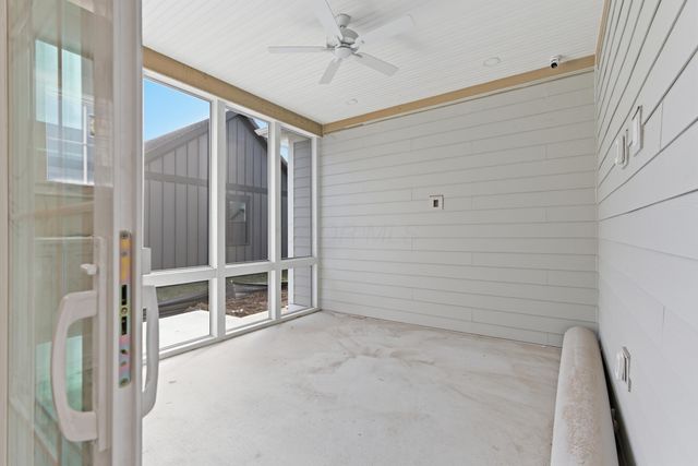 5618 Hickory Drive, Lewis Center, OH 43035