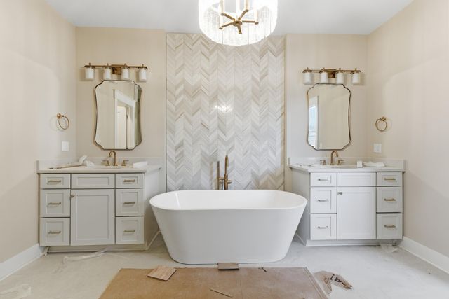 5618 Hickory Drive, Lewis Center, OH 43035