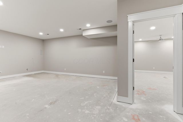 5618 Hickory Drive, Lewis Center, OH 43035