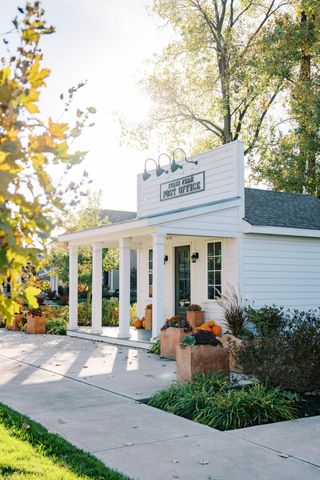 5618 Hickory Drive, Lewis Center, OH 43035