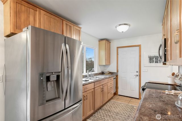 20068 21st Avenue NE, Shoreline, WA 98155