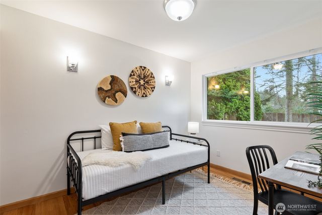 20068 21st Avenue NE, Shoreline, WA 98155