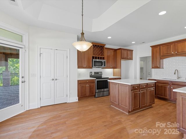 524 River Lake Court, Fort Mill, SC 29708