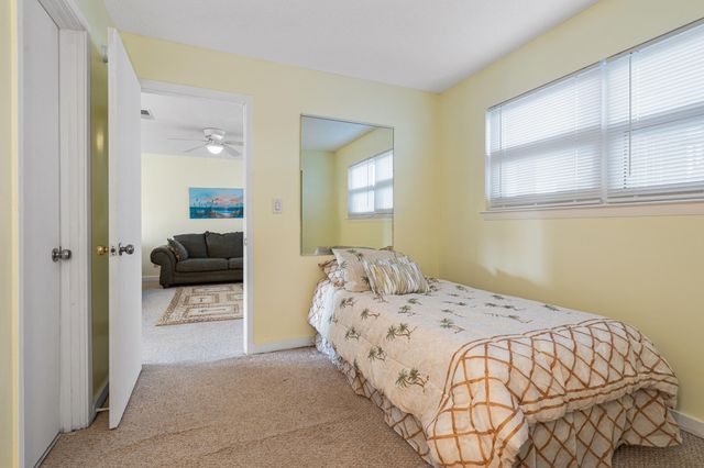 304 Barracuda Avenue 202, Fort Walton Beach, FL 32548