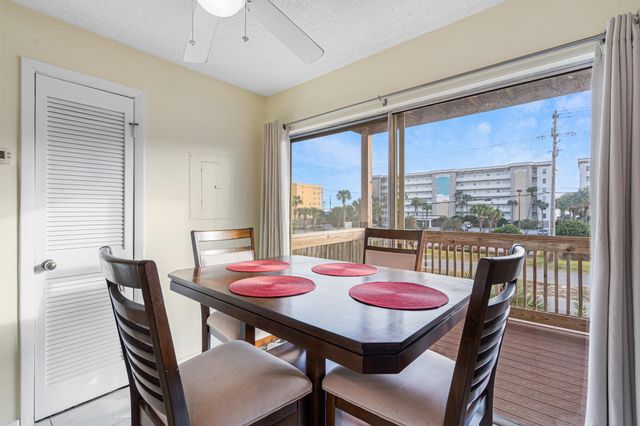 304 Barracuda Avenue 202, Fort Walton Beach, FL 32548