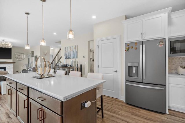 1316 Orchard View LANE, Mukwonago, WI 53149