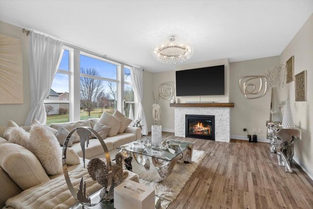 1316 Orchard View LANE, Mukwonago, WI 53149