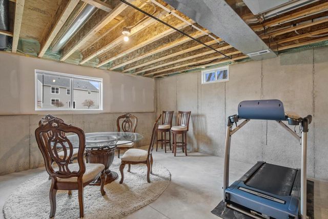 1316 Orchard View LANE, Mukwonago, WI 53149