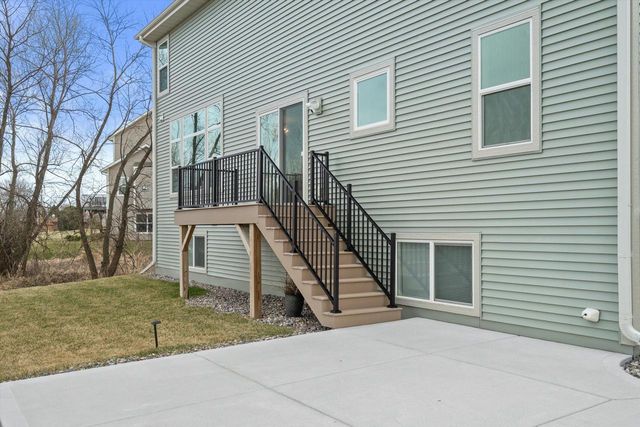1316 Orchard View LANE, Mukwonago, WI 53149