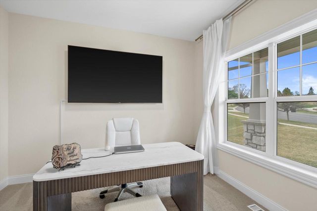 1316 Orchard View LANE, Mukwonago, WI 53149