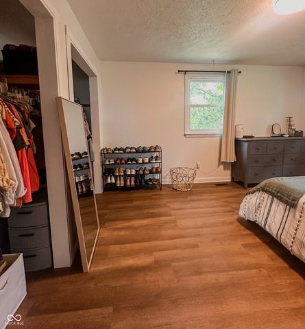 1128 W County Road 300 N, New Castle, IN 47362