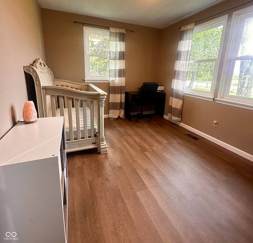 1128 W County Road 300 N, New Castle, IN 47362