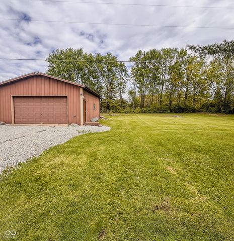 1128 W County Road 300 N, New Castle, IN 47362