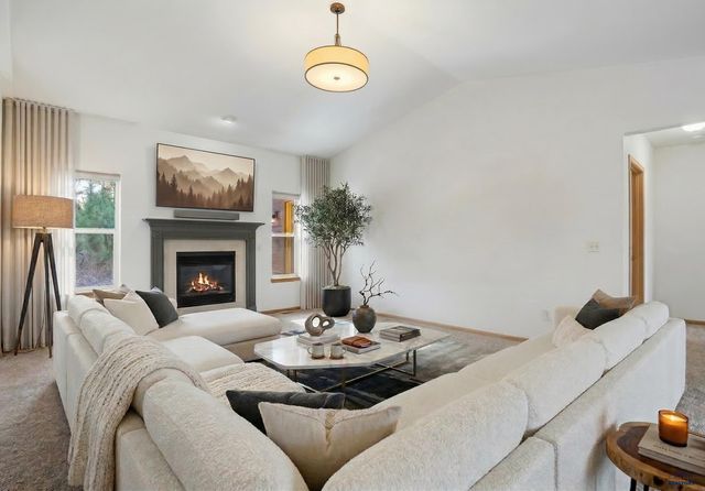 6533 MUIRFIELD DR, Rapid City, SD 57702