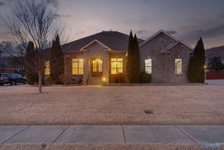 7041 Pale Dawn Place SE, Owens Cross Roads, AL 35763