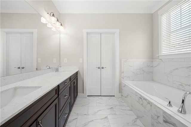 154 Bellehaven Drive, Woodstock, GA 30188