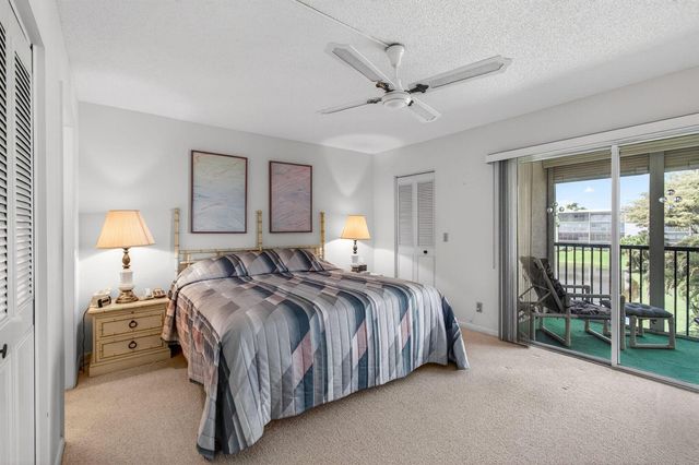 6585 Kensington Lane 307, Delray Beach, FL 33446