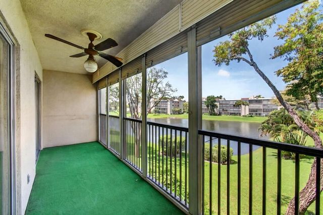 6585 Kensington Lane 307, Delray Beach, FL 33446