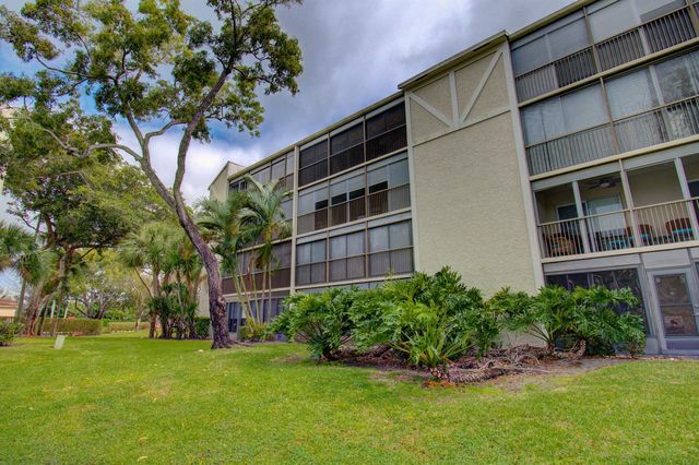 6585 Kensington Lane 307, Delray Beach, FL 33446