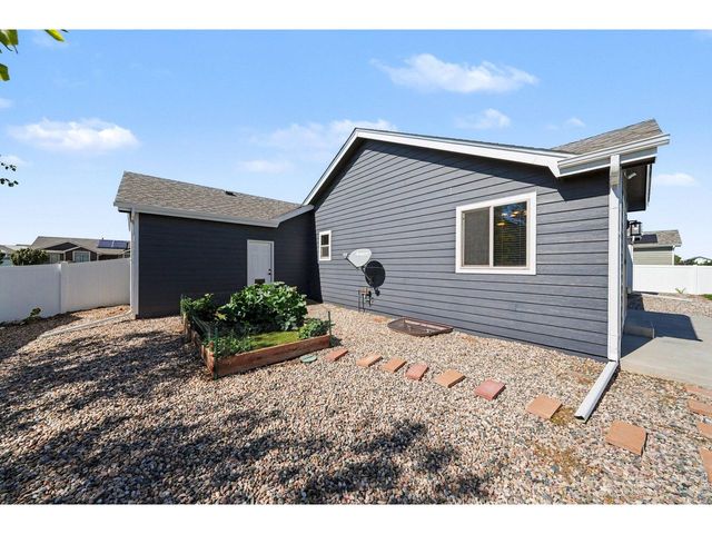 6886 Sumner St, Wellington, CO 80549