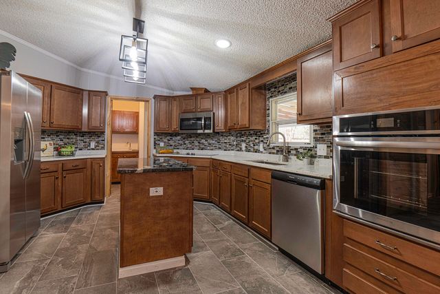 11451 Back Valley Road, Soddy Daisy, TN 37379