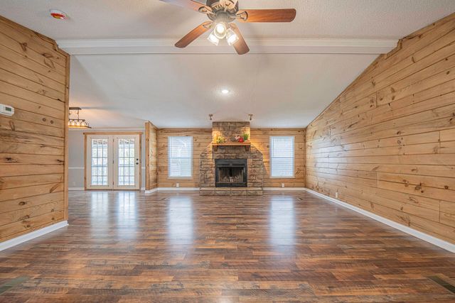 11451 Back Valley Road, Soddy Daisy, TN 37379