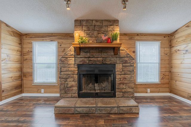 11451 Back Valley Road, Soddy Daisy, TN 37379