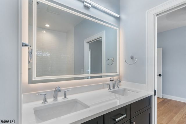 382 5Th Ave, Paterson City, NJ 07514