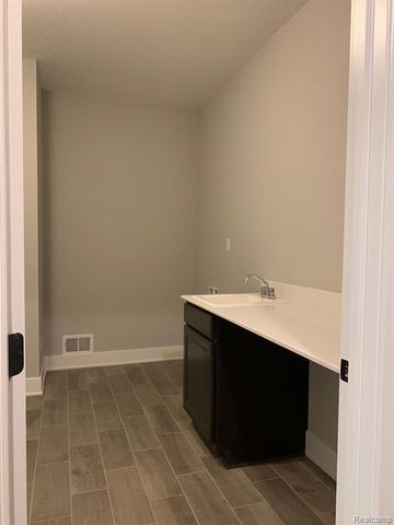 3714 Kinsley Boulevard, Ann Arbor, MI 48105