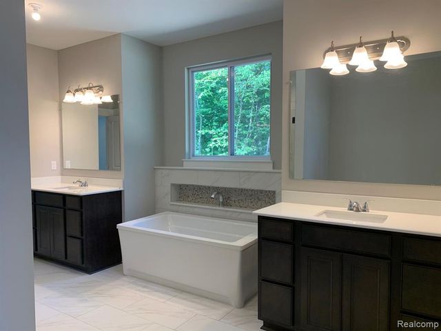 3714 Kinsley Boulevard, Ann Arbor, MI 48105