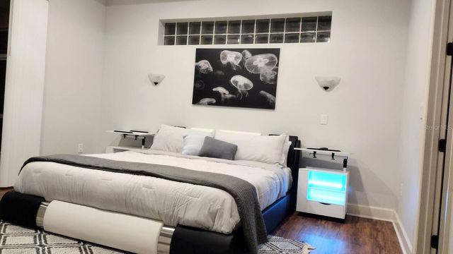 4250 SWIFT ROAD, Sarasota, FL 34231