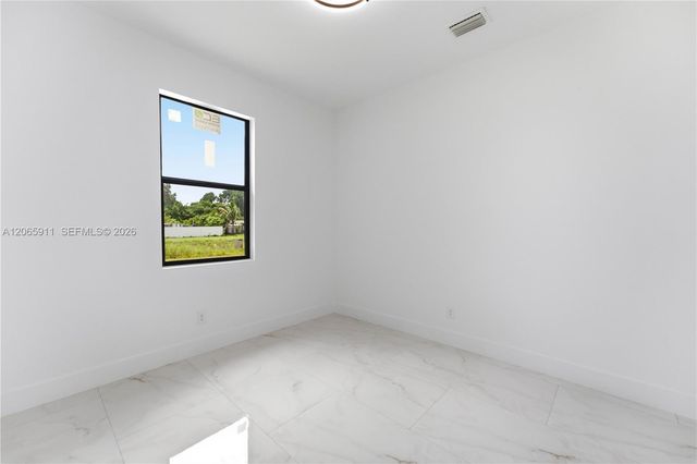 3011 23rd Street SW, Lehigh Acres, FL 33976