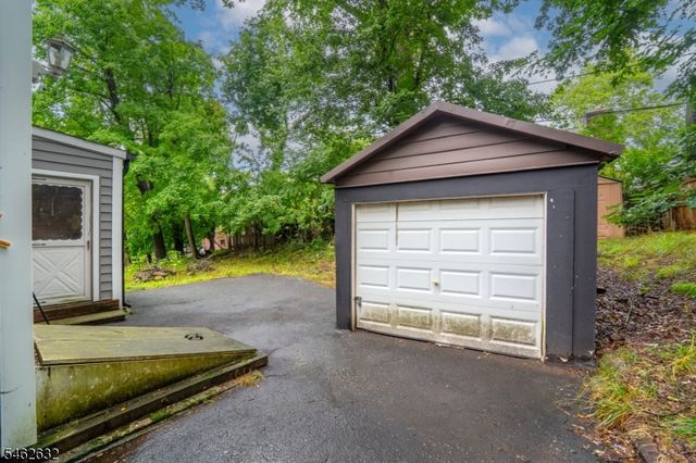 525 Page Ter, South Orange Village Twp., NJ 07079