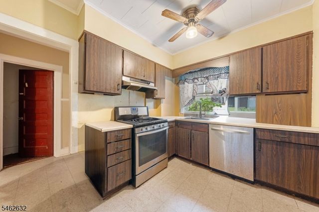 525 Page Ter, South Orange Village Twp., NJ 07079