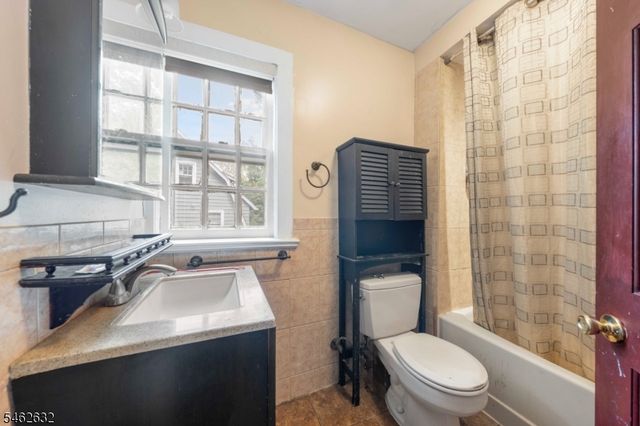 525 Page Ter, South Orange Village Twp., NJ 07079