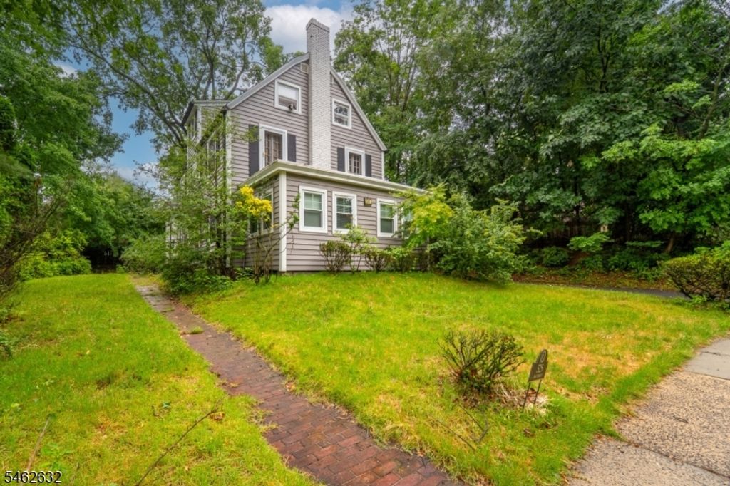525 Page Ter, South Orange Village Twp., NJ 07079