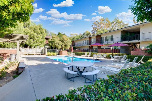 951 S Idaho 69, La Habra, CA 90631