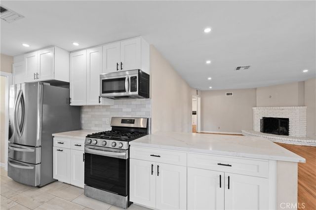6257 Melba Avenue, Woodland Hills, CA 91367