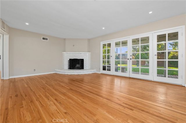 6257 Melba Avenue, Woodland Hills, CA 91367